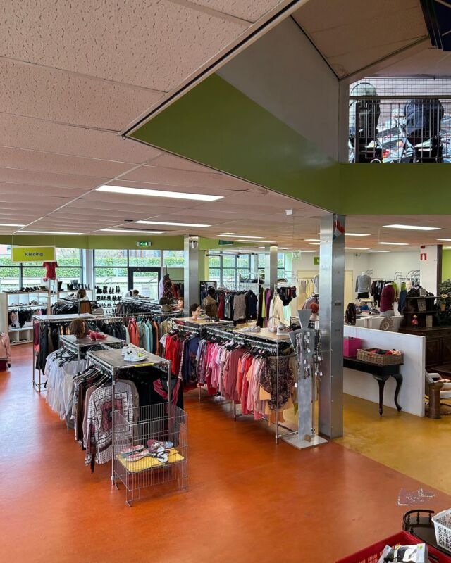 Kom snel een kijkje nemen in onze vernieuwde kledingafdeling!!